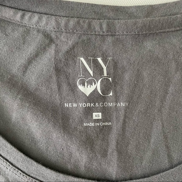 New York & Co Women’s Embellished T-shirt Size XS - Picture 8 of 10